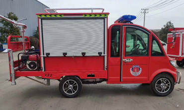 四轮轻型消防车